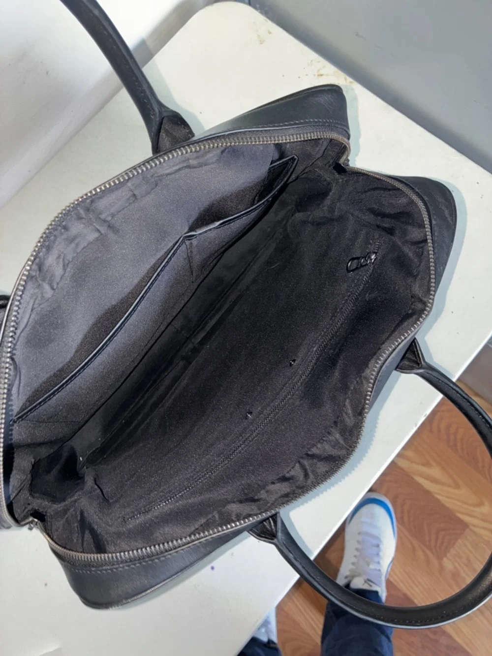 Bottega Veneta Black Intrecciato Leather Briefcase - Picture 8 of 8